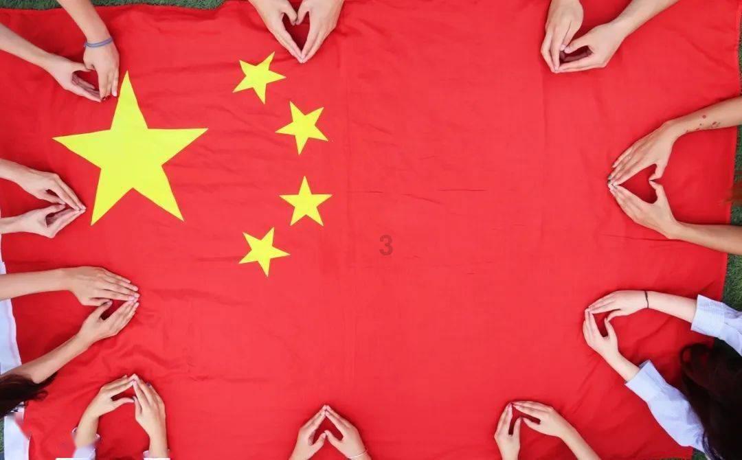 男人心，海底针！鲁迅和林语堂闹别扭，还反目成仇，起因是五块钱