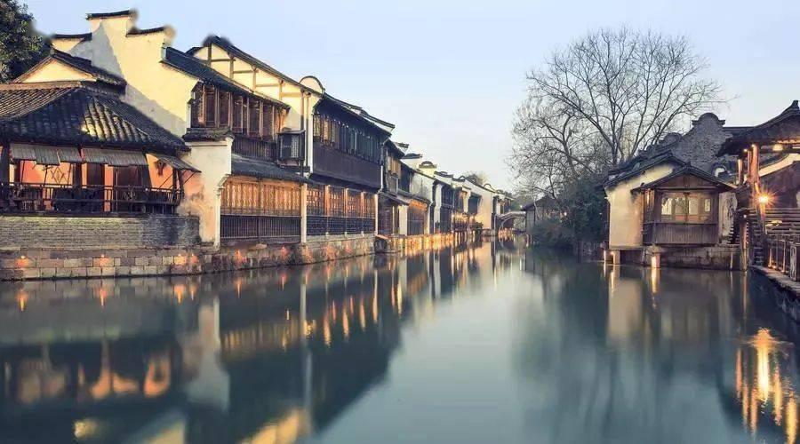 为什么苹果手机照片剪裁后还能恢复？游戏画面